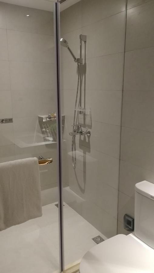 Ln Residence Changdi - New Aiqun Building - Canton Fair Free Shuttle Bus During Canton Fair Period Екстериор снимка